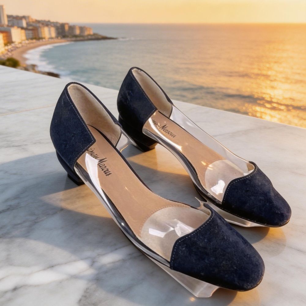 NEIMAN MARCUS WOMENS FLATS BLUE SIZE 7M